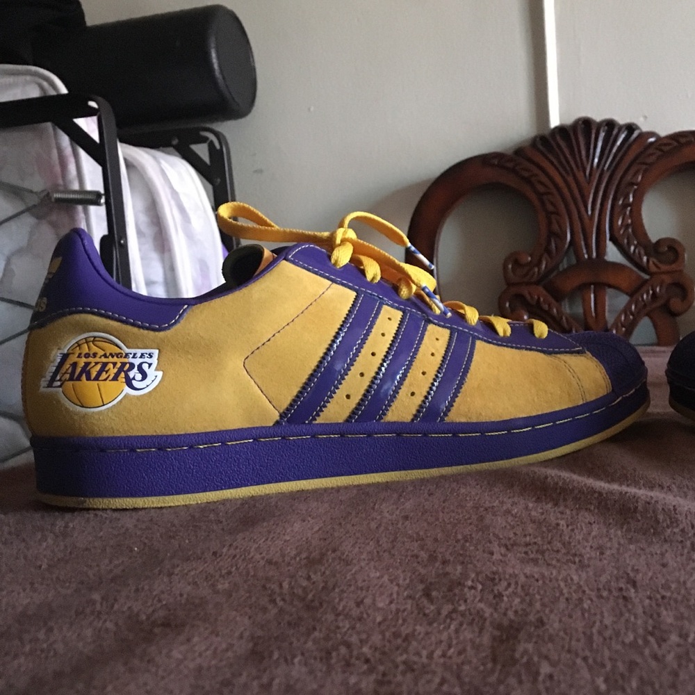 Adidas Superstar Lakers NBA SERIES.